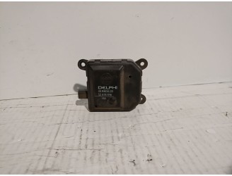 Recambio de motor apertura trampillas climatizador para opel astra h twintop (a04) 1.9 cdti (l67) referencia OEM IAM 52418856  3