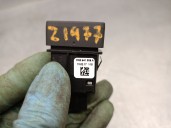 Replacement hazard warning switch for Audi A4 B8 Avant (8K5) 2.0 TDI OEM IAM reference 8W0941509A 8W0941509A 