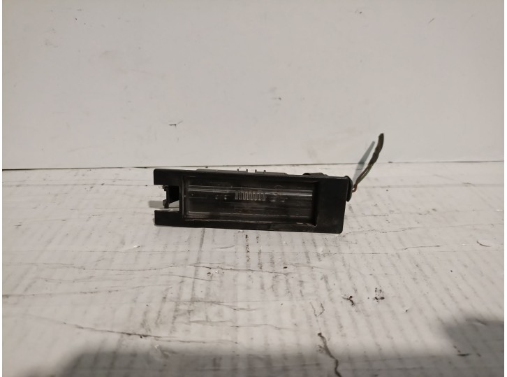 Recambio de piloto matricula para opel astra h twintop (a04) 1.9 cdti (l67) referencia OEM IAM 13139990 