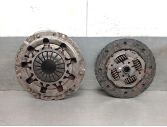 Recambio de kit embrague para opel zafira a monospace (t98) 1.6 16v (f75) referencia OEM IAM 24436441 666130 LUK