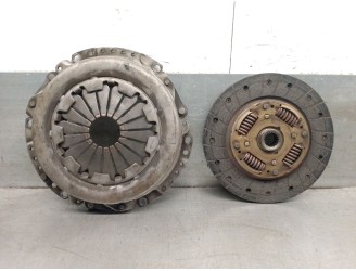 Recambio de kit embrague para toyota corolla (_e12_) 1.6 vvt-i (zze121_) referencia OEM IAM 3121012201 3121012201 VALEO