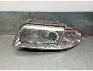 Replacement left headlight for Audi A4 B5 (8D2) 1.9 TDI OEM IAM reference 8D0941029AM 