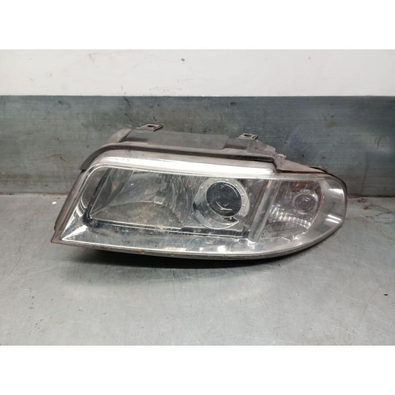 Recambio de faro izquierdo para audi a4 b5 (8d2) 1.9 tdi referencia OEM IAM 8D0941029AM  