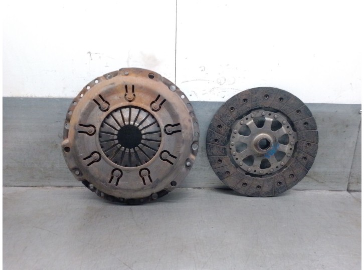 Replacement clutch kit for Audi Coupe B3 (89, 8B3) 2.6 OEM IAM reference 034198141X 034198141X 
