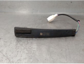 Recambio de antena para mazda cx-30 (dm) skyactiv-g m hybrid referencia OEM IAM BCKB676N1A 