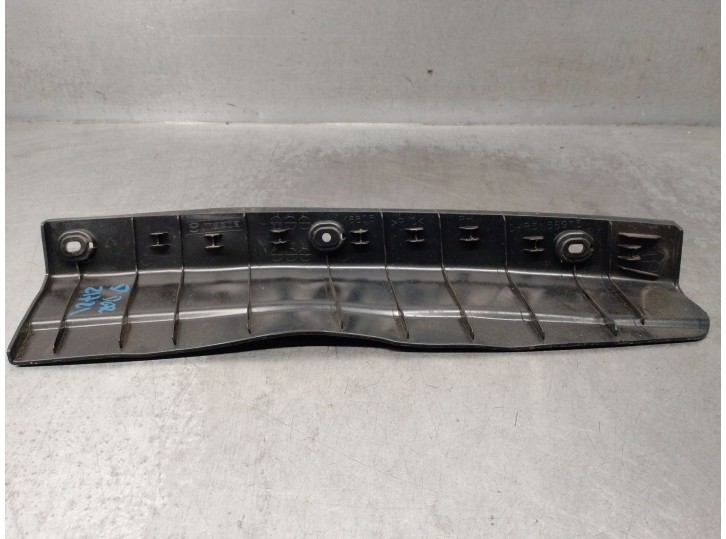 Recambio de guardabarros para mazda cx-30 (dm) skyactiv-g m hybrid referencia OEM IAM DFR556915 