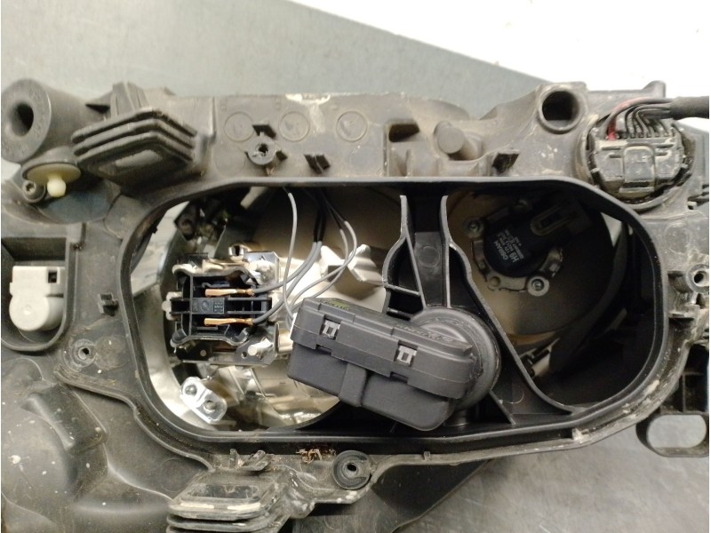 Recambio de faro derecho para volvo s60 ii (134) d3 referencia OEM IAM 31383067 31299995 