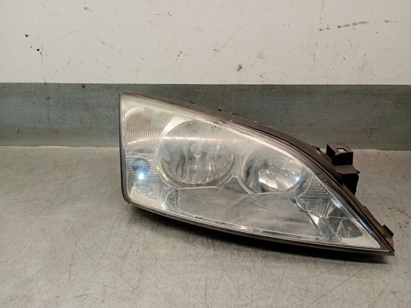 Recambio de faro derecho para ford mondeo iii turnier (bwy) 2.0 tdci referencia OEM IAM 1435619 1435619 