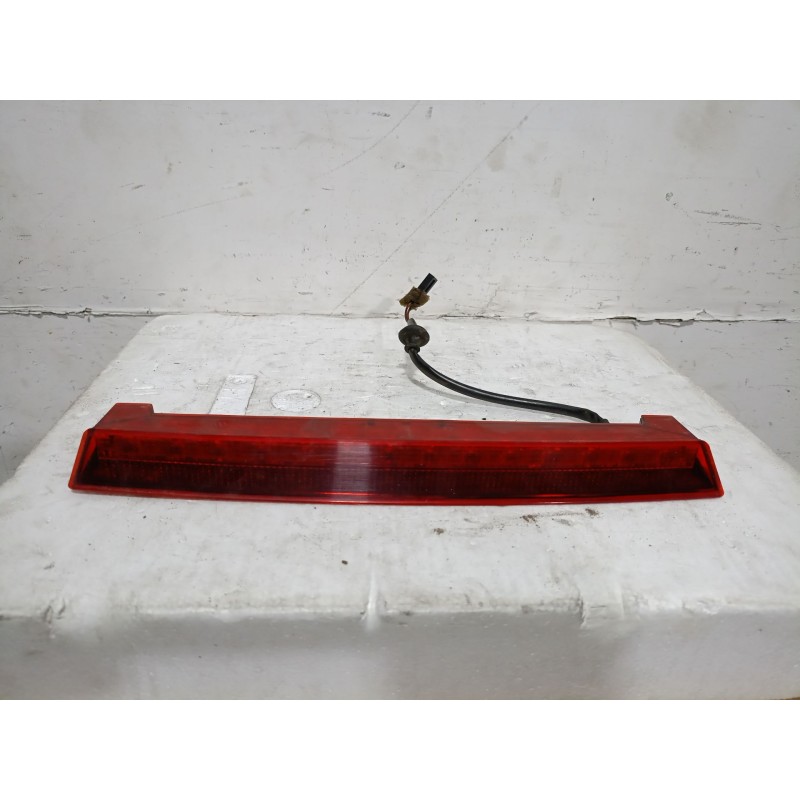 Recambio de luz central de freno para seat ibiza iii (6l1) 1.4 tdi referencia OEM IAM  6L6945097E 