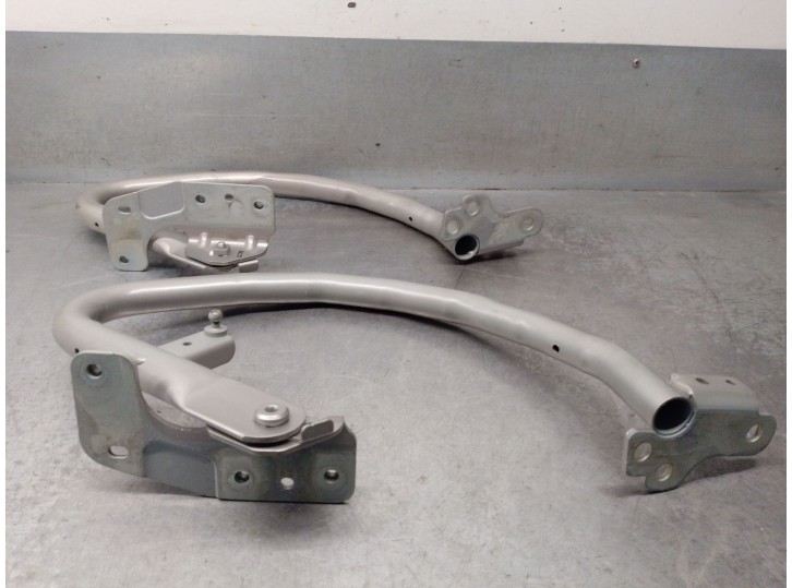 Recambio de bisagra porton para volvo s60 ii (134) d3 referencia OEM IAM 31349172 31349171 