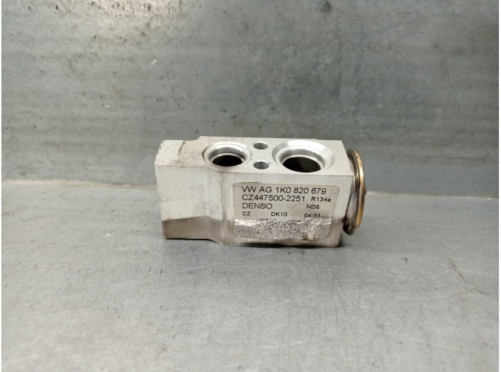 Recambio de valvula expansion para volkswagen cc referencia OEM IAM 1K0820679  CZ4475002251 DENSO