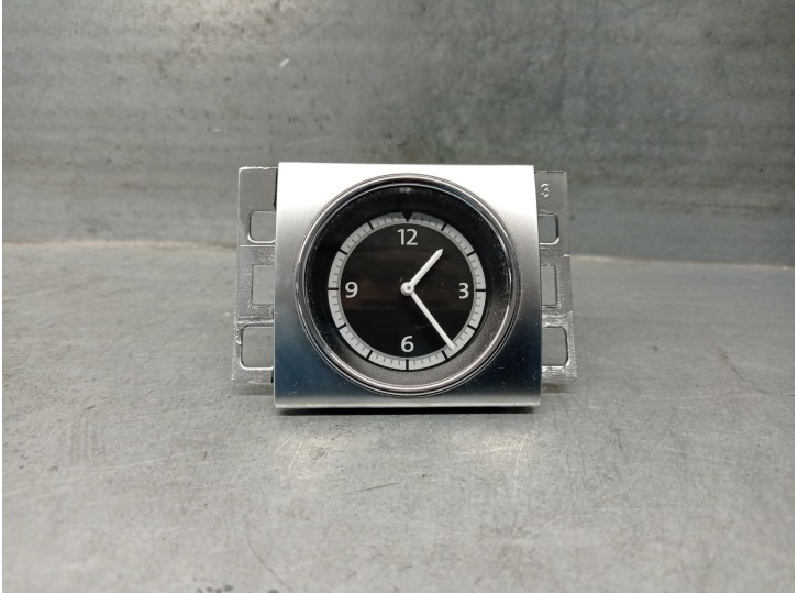 Recambio de reloj para volkswagen cc referencia OEM IAM 3C8919204A  
