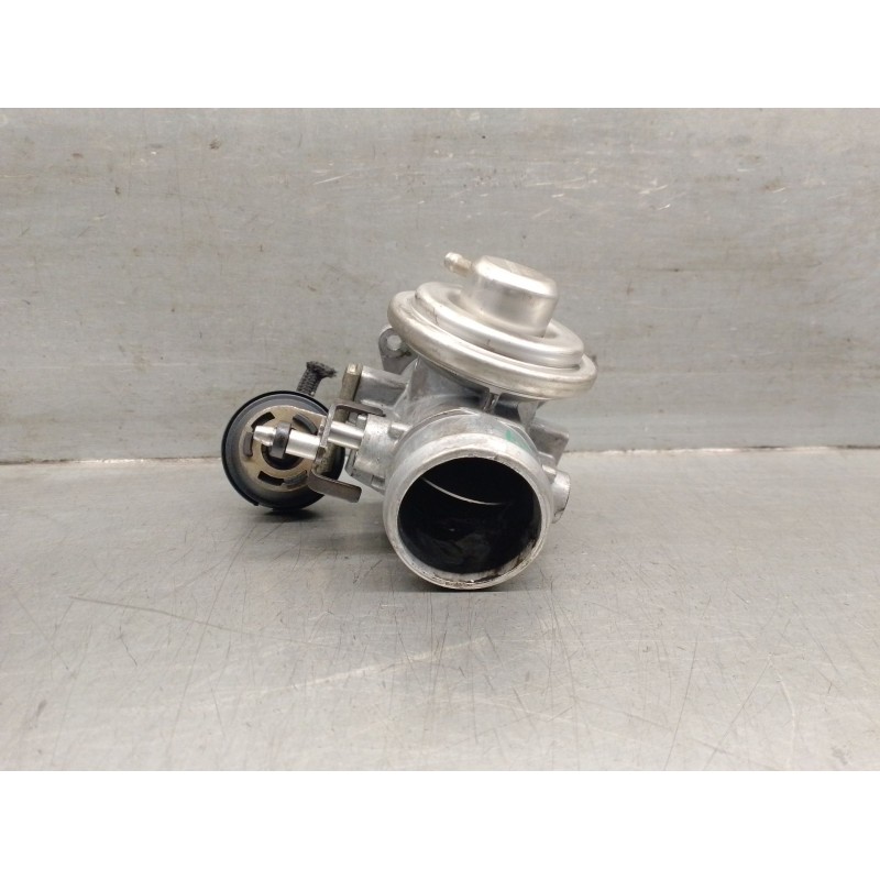 Recambio de valvula egr para seat ibiza ii (6k1) 1.9 tdi referencia OEM IAM 038131501E 038131501 