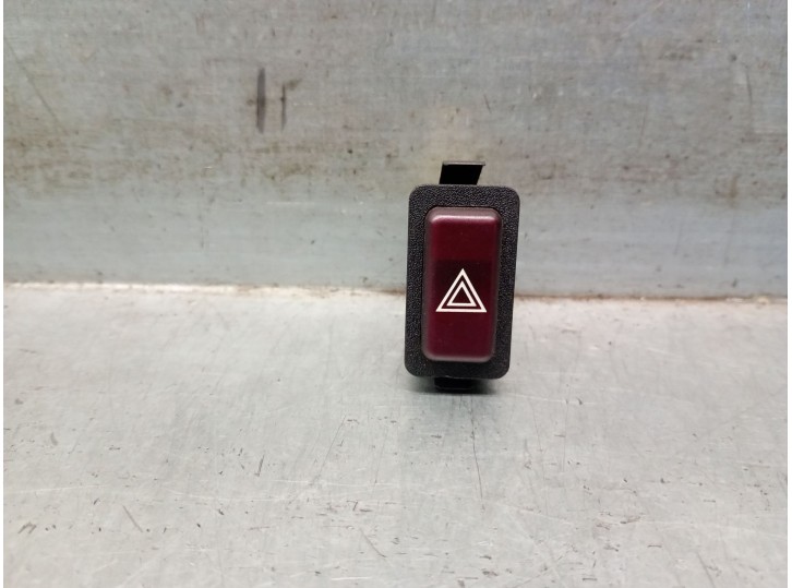 Recambio de warning para bmw serie 7 (e23) referencia OEM IAM 61311366453 8319 LK