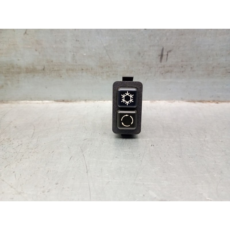 Recambio de interruptor para bmw serie 7 (e23) referencia OEM IAM 61311366494  