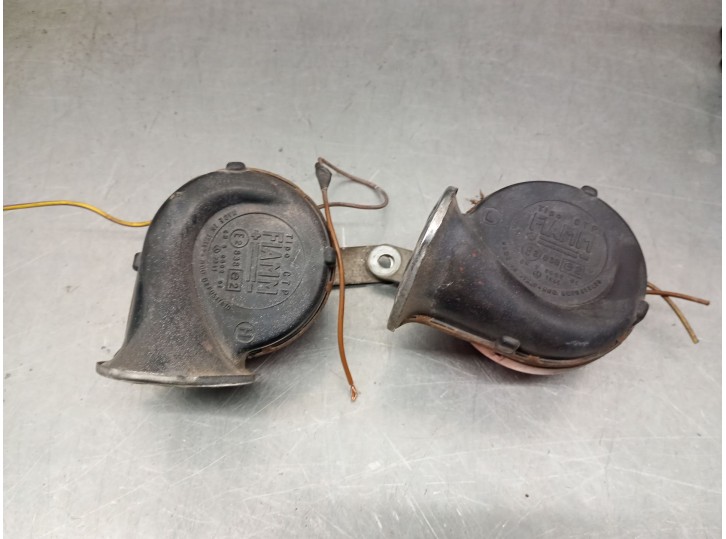 Recambio de claxon para bmw serie 7 (e23) referencia OEM IAM 5060201 61331369823