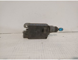 Recambio de motor cierre centralizado trasero derecho para seat cordoba (6l2) 1.9 tdi referencia OEM IAM 9575002000 9575002000 