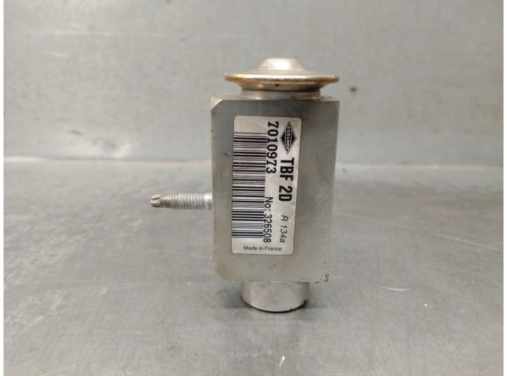 Recambio de valvula expansion para volvo s60 ii (134) d3 referencia OEM IAM 7010973 