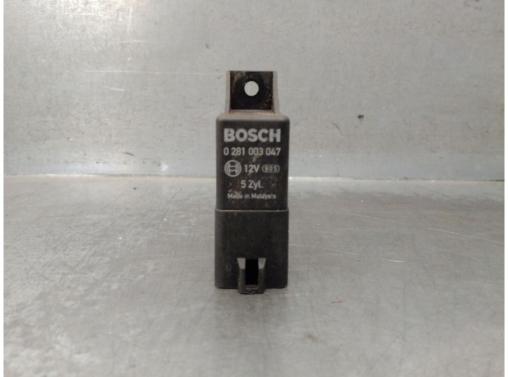 Recambio de caja precalentamiento para volvo s60 ii (134) d3 referencia OEM IAM 30785663  0281003047 BOSCH
