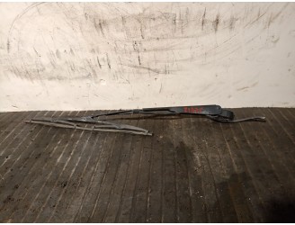 Replacement rear wiper arm for Jeep Grand Cherokee I (ZJ, ZG) 2.5 TD 4x4 (Z) OEM IAM reference 55155626 VALEO