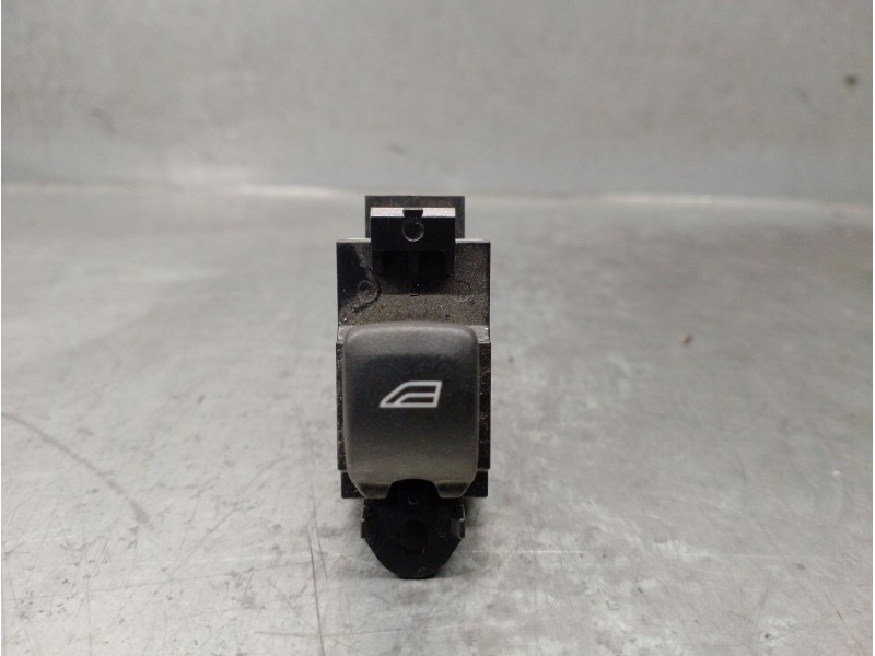 Recambio de mando elevalunas delantero derecho para volvo s60 ii (134) d3 referencia OEM IAM 31272012  