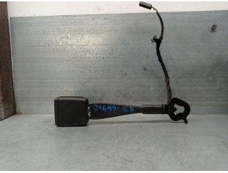 Recambio de enganche cinturon para skoda superb iii (3v3) 2.0 tdi referencia OEM IAM 3V0857755A  