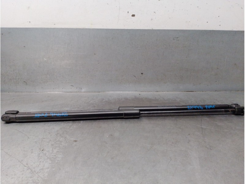 Recambio de amortiguadores maletero / porton para volvo s60 ii (134) d3 referencia OEM IAM 31333202  