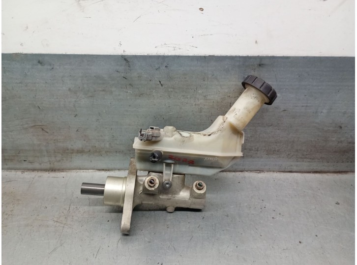 Replacement brake pump for Renault Modus / Grand Modus (F/JP0_) 1.4 (JP01, JP0J) OEM IAM reference 7701208838 