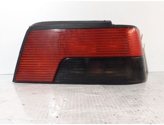 Recambio de piloto trasero derecho para peugeot 405 berlina referencia OEM IAM 635192 635192 