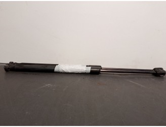 Replacement trunk / tailgate struts for Suzuki SX4 (EY, GY) 1.9 DDiS 4x4 (RW 419D) OEM IAM reference 8185079J00 81850