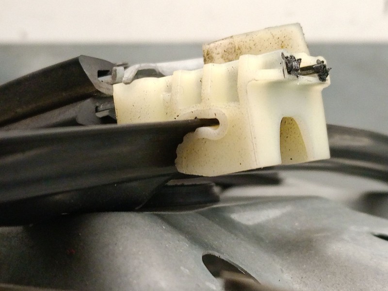 Recambio de elevalunas delantero derecho para volkswagen polo (9n1) 1.9 tdi referencia OEM IAM 6Q4837756 6Q4837462J 