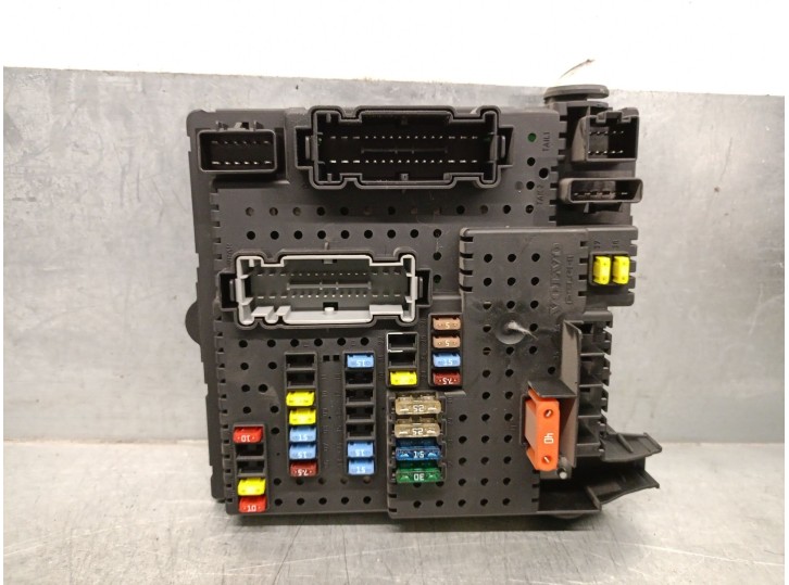 Recambio de caja reles / fusibles para volvo s60 i (384) d5 referencia OEM IAM 30728512 