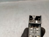 Recambio de mando elevalunas trasero izquierdo para ssangyong rodius i 2.7 xdi 4wd referencia OEM IAM 621W05450  