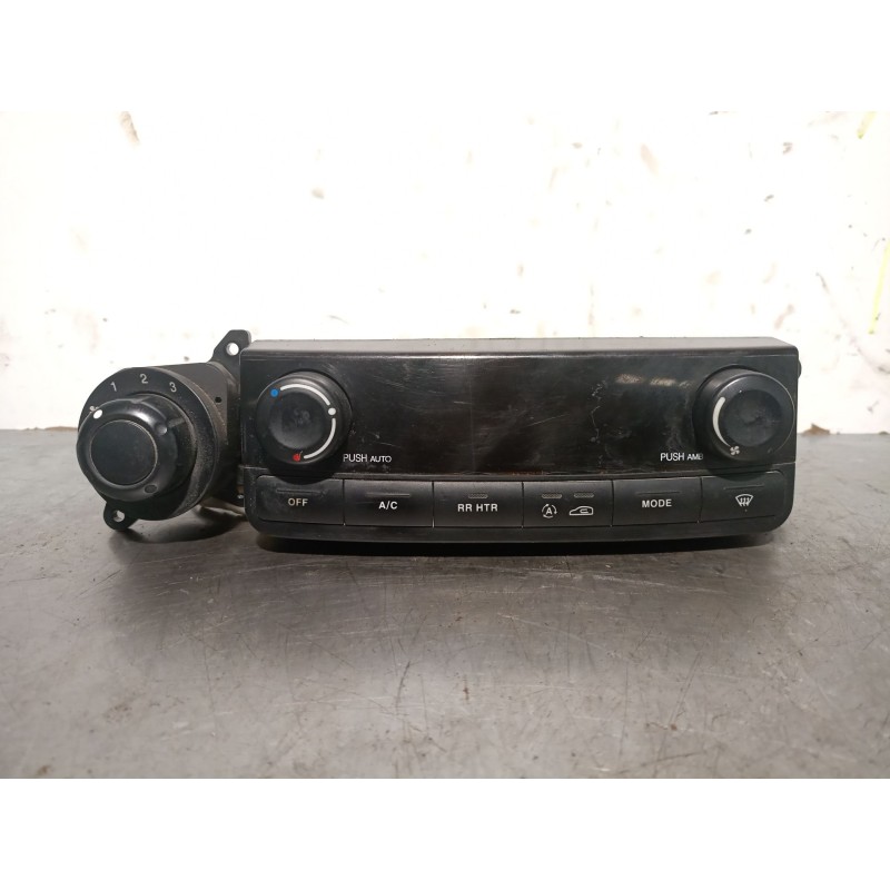 Recambio de mando climatizador para ssangyong rodius i 2.7 xdi referencia OEM IAM 6870021021 6870021021 