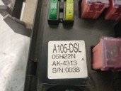 Recambio de caja reles / fusibles para ssangyong rodius i 2.7 xdi referencia OEM IAM A105DSL A105DSL 