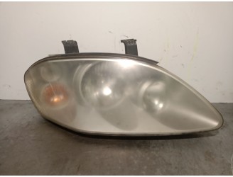 Replacement right headlight for SsangYong Rodius I 2.7 XDi OEM IAM reference 8310221303 8310221303 