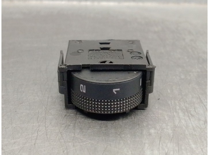 Recambio de mando luces salpicadero para volkswagen golf iii cabriolet (1e7) 2.0 referencia OEM IAM 1E1941333 KLO