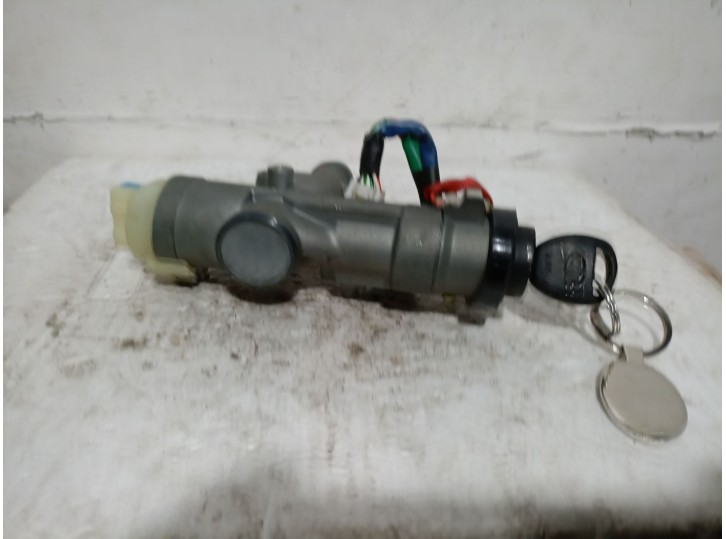 Replacement ignition switch for Kia Carnival / Grand Carnival III (VQ) 2.9 CRDi OEM IAM reference VQZDC2 