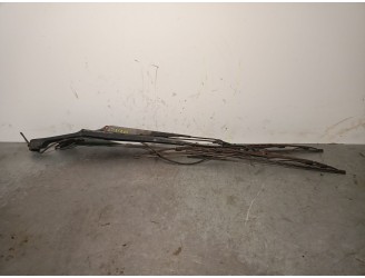 Recambio de brazo limpia delantero derecho para ssangyong rodius i 2.7 xdi referencia OEM IAM 7831121000 7831121000 