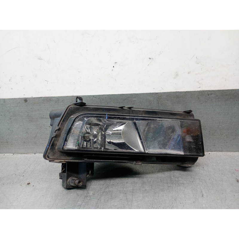 Recambio de faro antiniebla derecho para volkswagen touran (5t1) 2.0 tdi referencia OEM IAM 5TA941662 5TA941662 