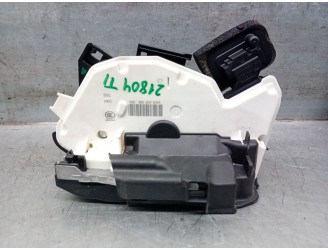 Recambio de cerradura puerta trasera izquierda para skoda rapid spaceback (nh1) 1.6 tdi referencia OEM IAM 5E0839015  