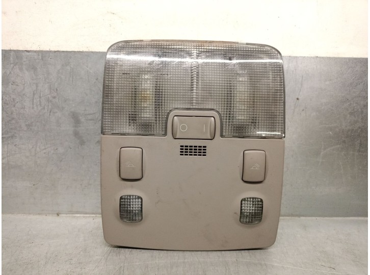 Recambio de luz interior para audi a3 (8l1) 1.6 referencia OEM IAM 8L0947111D 8L0947111E 
