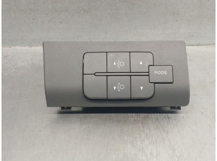 Recambio de mando luces salpicadero para citroën jumper ii furgoneta 2.2 hdi 110 referencia OEM IAM B569 BITRON