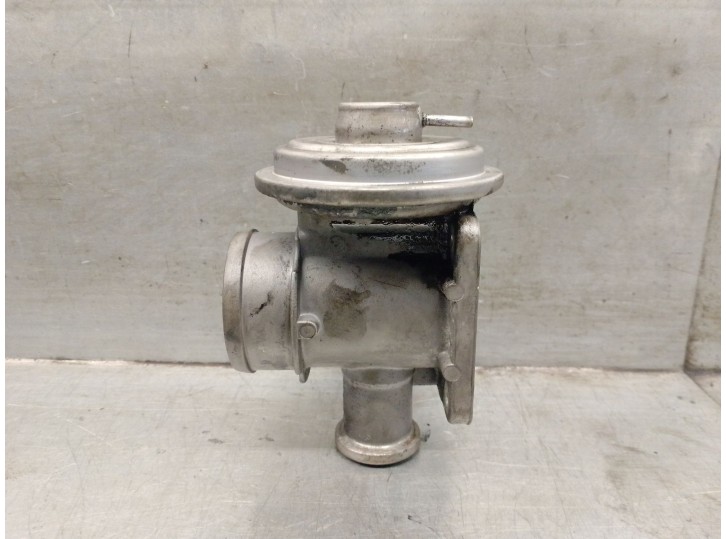 Recambio de valvula egr para bmw 5 (e39) 530 d referencia OEM IAM 2248717 11717804378 72252200 PIERBURG