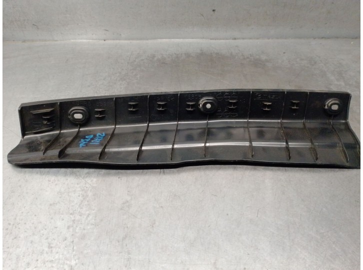 Recambio de guardabarros para mazda cx-30 (dm) skyactiv-g m hybrid referencia OEM IAM DFR556916 