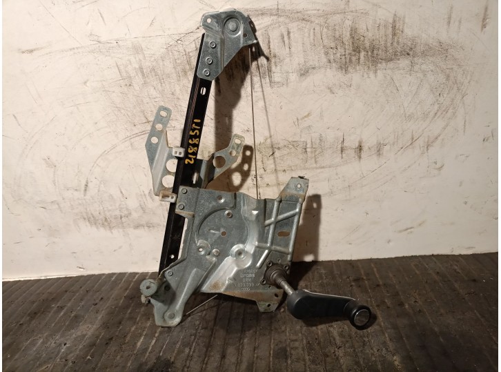 Recambio de elevalunas delantero izquierdo para audi a4 b5 (8d2) 2.5 tdi referencia OEM IAM 8D0839399A MANUAL