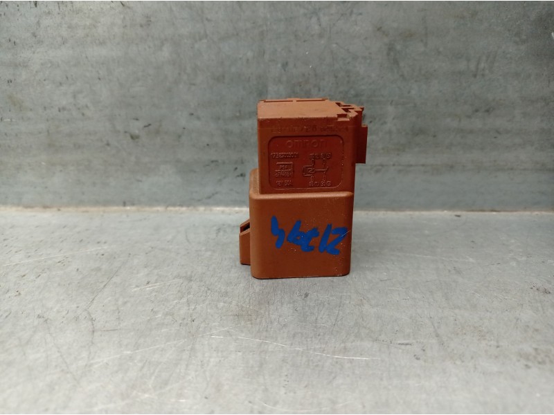 Recambio de rele para peugeot 208 ii (ub_, up_, uw_, uj_) e-208 referencia OEM IAM 17325003001  OMRON