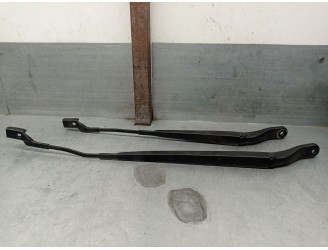 Recambio de brazo limpia delantero derecho para peugeot 208 ii (ub_, up_, uw_, uj_) e-208 referencia OEM IAM 9831204480  9822931