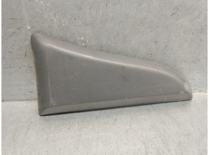Replacement front trim strips for Citroën Jumper II Van 2.2 HDI 110 OEM IAM reference 1308070070 