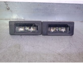 Recambio de piloto matricula para volkswagen touran (5t1) 2.0 tdi referencia OEM IAM 3AF943021A 3AF943021A 